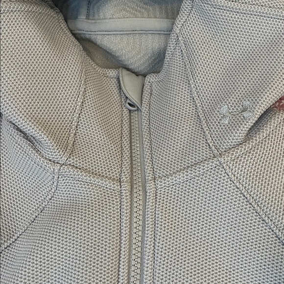 Under Armour Women’s Medium Waffle Knit Full Zip Jacket Light Gray Hood Pockets - Picture 7 of 7